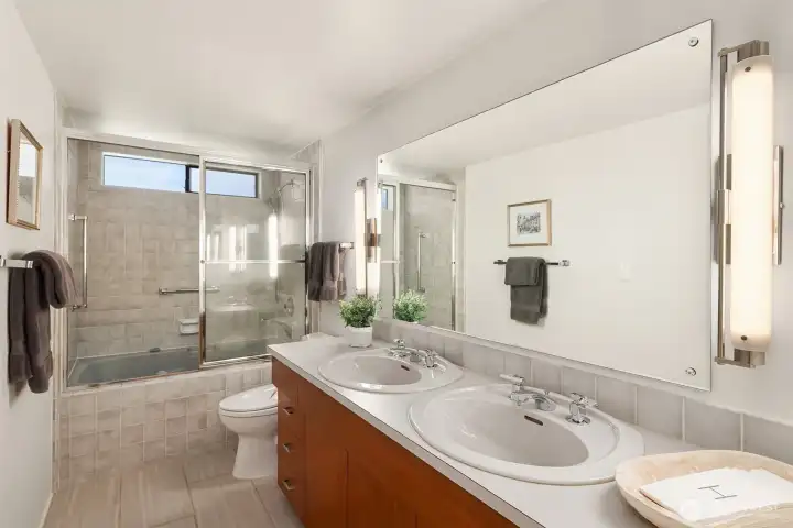 Full bath on main floor