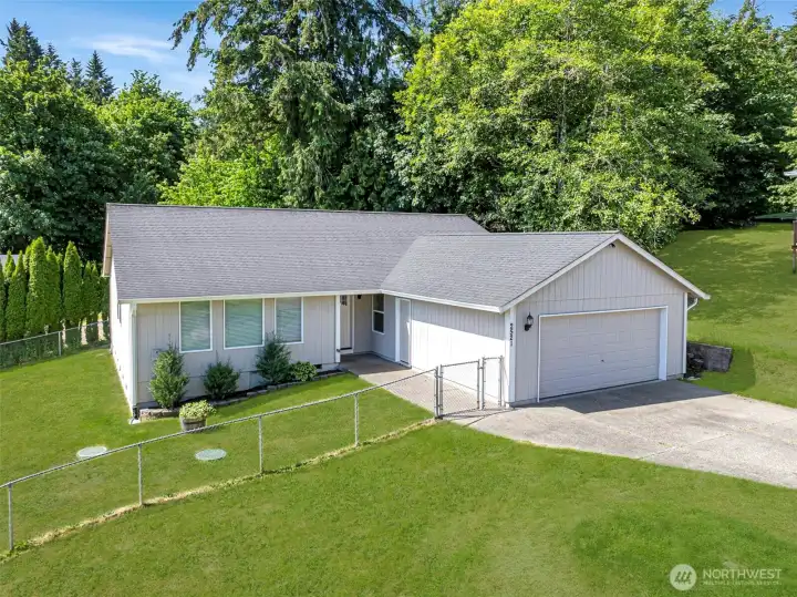 Digitally altered photo. Grass/landscaping and exterior appearance have been digitally enhanced. Digitally altered photo. Grass/landscaping and exterior appearance have been digitally enhanced.
