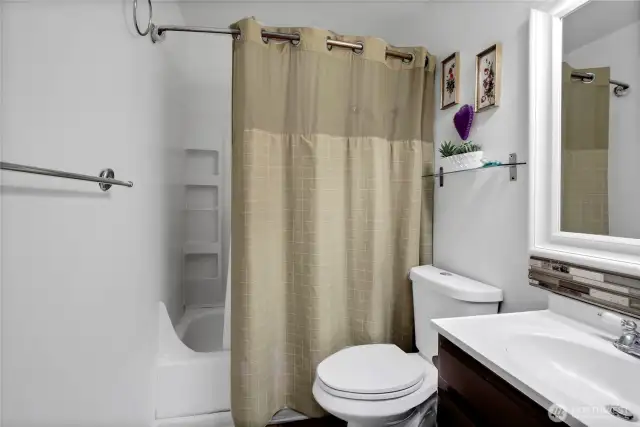 Full hallway bathroom.