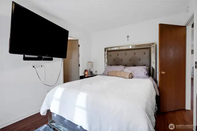 Primary Bedroom, with walk in closet & full bathroom.