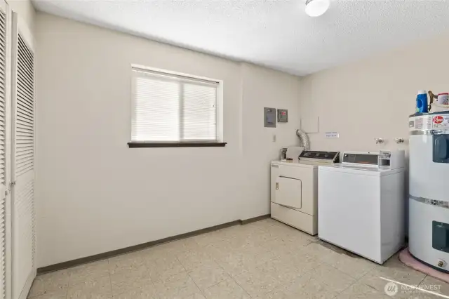 Common Laundry Room
