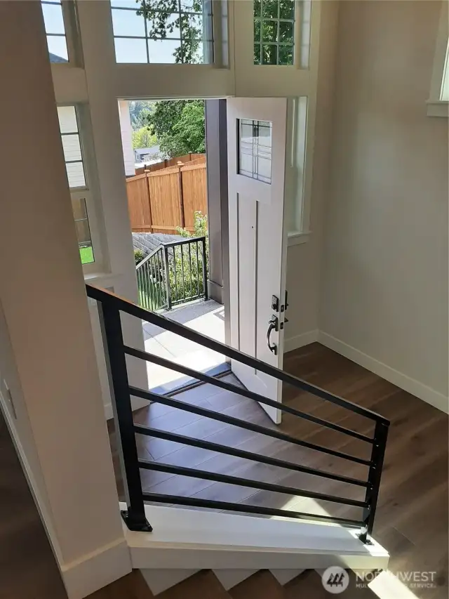 Grand entry boosts extra windows giving a dramatic feel.