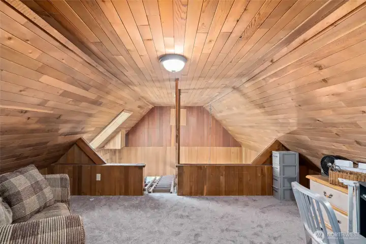Upper Loft Office