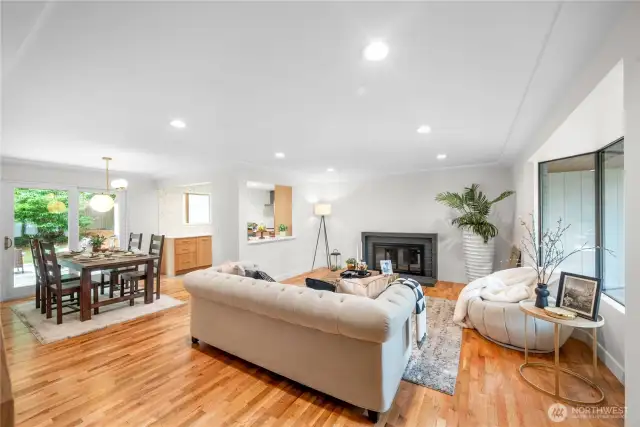 Recessed lighting, fireplace and bay window
