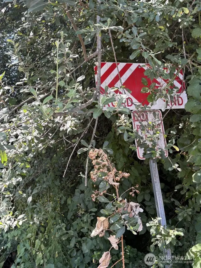 This is the end if the street.