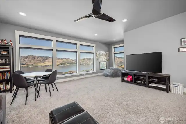 Upper Living with incredible views