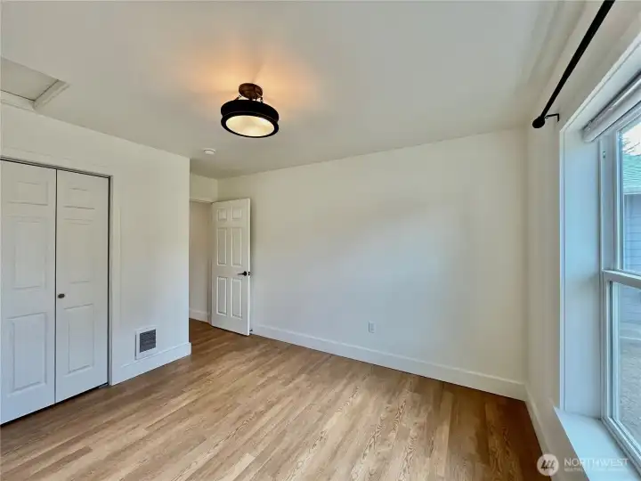 Beautiful West Facing 4rd Bedroom with a Large Closet Beautiful West Facing 4rd Bedroom with a Large Closet