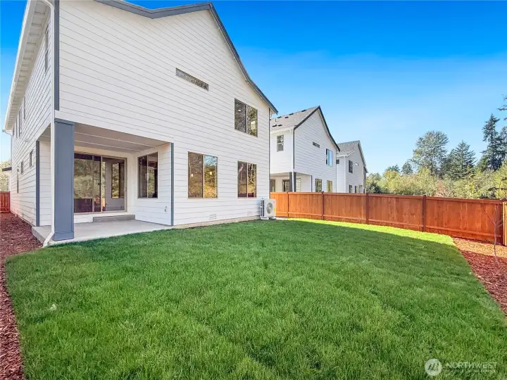 Huge backyard!! (Actual Home)