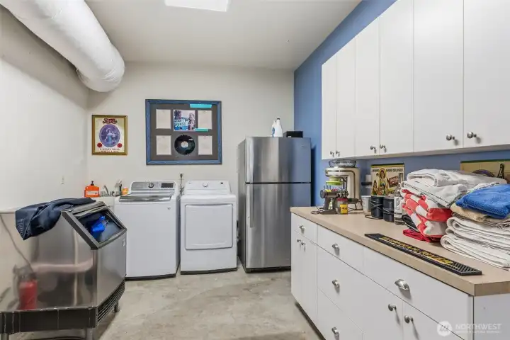 garage laundry room