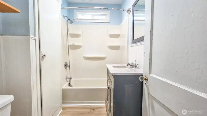 Full bathroom