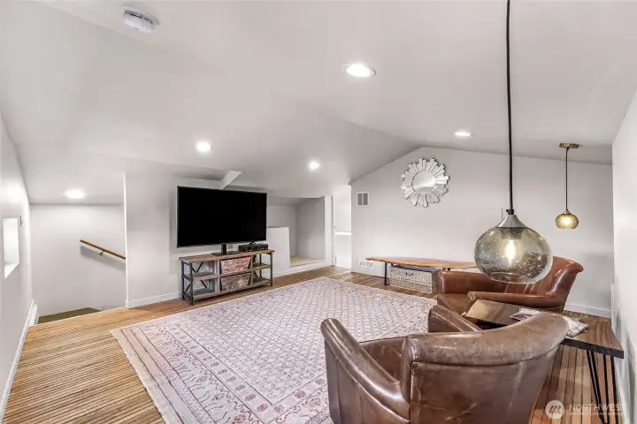 Incredible flex space upstairs, converted from garage during remodel. This space could be used as a bonus family room, office or even an additional bedroom with its private bath