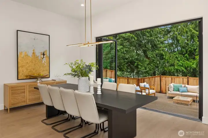A separate dining room space that transitions beautifully to outdoor entertainment.