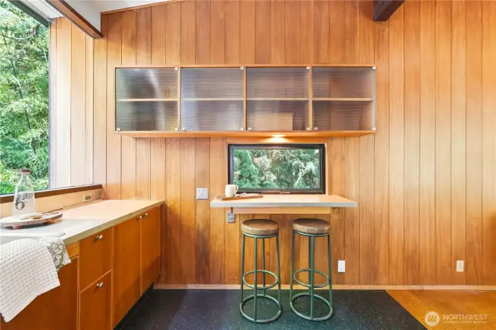 Another view of the kitchen.