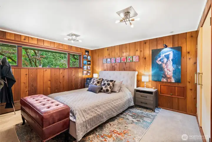 Retreat to the upper, primary bedroom! Retreat to the upper, primary bedroom!