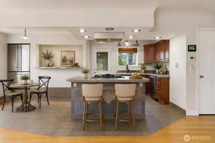 Virtual Staging
