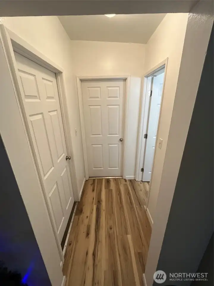 Hallyway to bedrooms and bathroom.