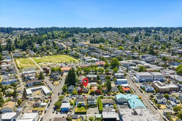 Nearby newly renovated Civic Park: walking paths, soccer fields, basketball/tennis/Petanque courts, and skateboard park. Nearby newly renovated Civic Park: walking paths, soccer fields, basketball/tennis/Petanque courts, and skateboard park.
