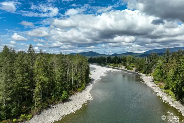 1.5+ ACRES available along the magnificent Skykomish river!