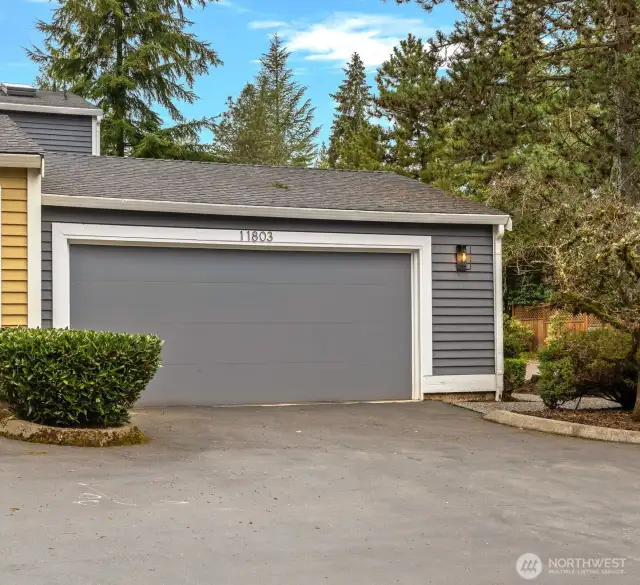 Detached 2 car garage