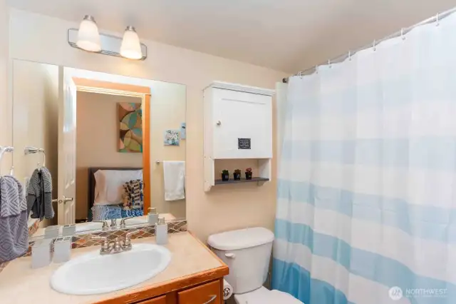 Private full sized bathroom in Master Bedroom #2