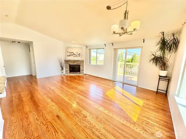 Upper Living Room w/ Sliding door leading to Upper Deck