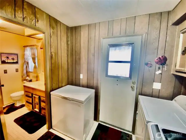 Car-Port entry into Laundry Room off of Car Port