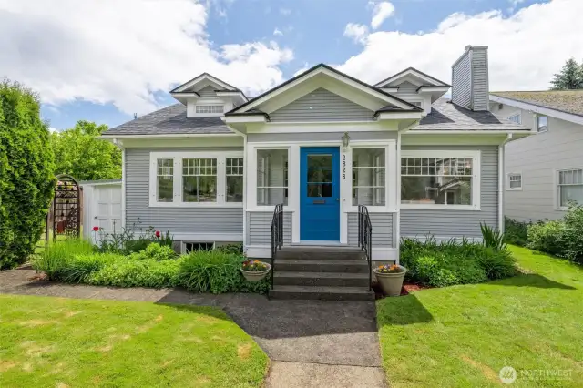 Don’t miss this rare opportunity to own a piece of Bellingham’s  history—updated for contemporary living and located in the heart of everything that makes the Cornwall Park neighborhood so desirable.
