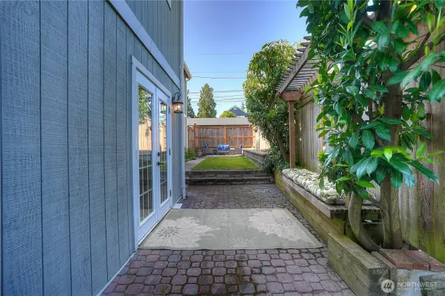 Bench and trellis right at the back door