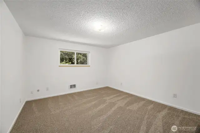 Bedroom 3 of 6