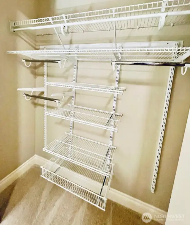 Custom closet for bedroom