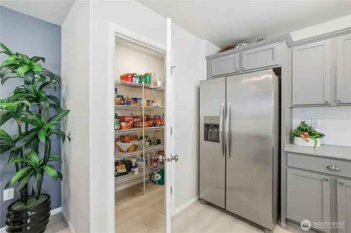 Great sized walk-in Pantry