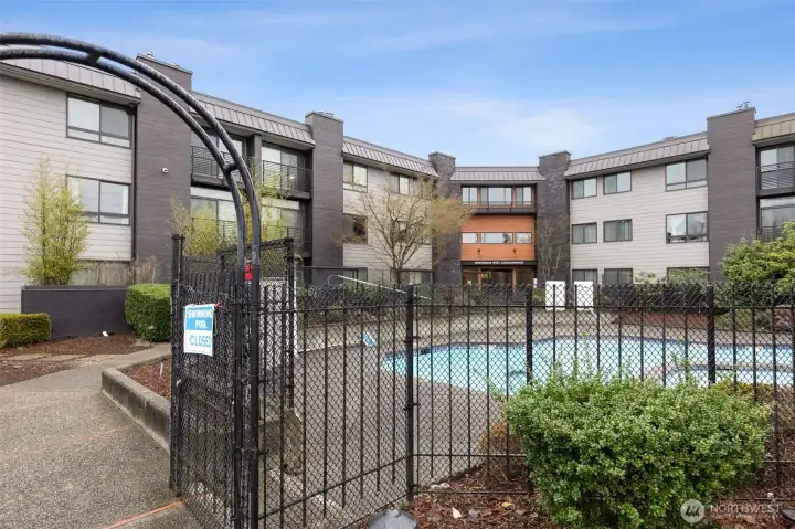 Included in the monthly fees is a nice pool and spa for seasonal use. A BBQ area is also present. Spring, Summer and Fall fun await!