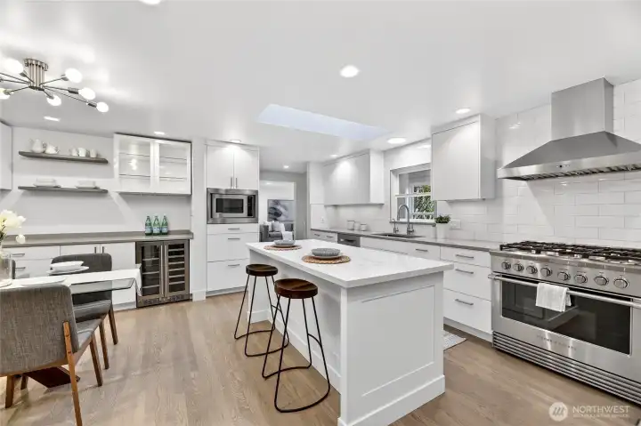 This light-filled kitchen is the perfect space to gather and entertain.