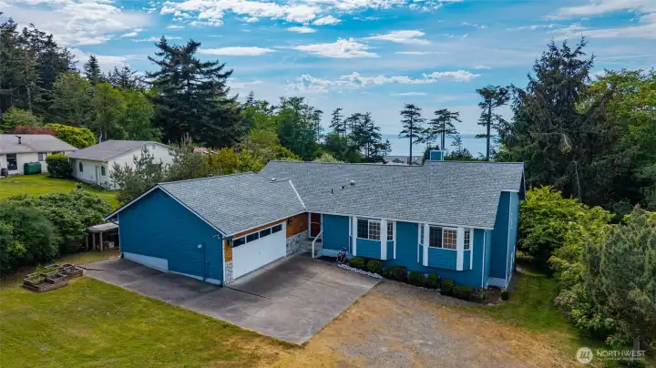 Custom 3 bed | 2.5 bath | 2,158+/- SF home on close to half an acre