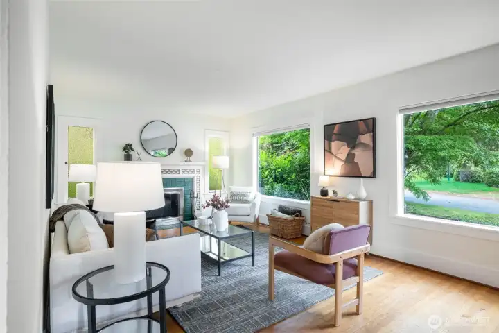 Natural light and the beauty of nature on display from the oversized windows throughout. Natural light and the beauty of nature on display from the oversized windows throughout.