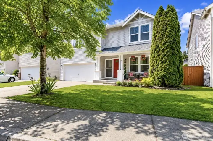 Located right across from the park! Located right across from the park!