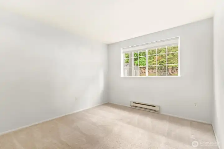 Another bedroom for you.