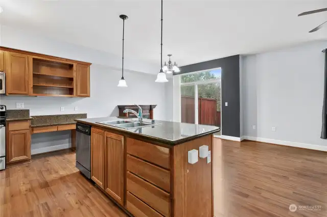 Beautiful Granite Kitchen Countertops.