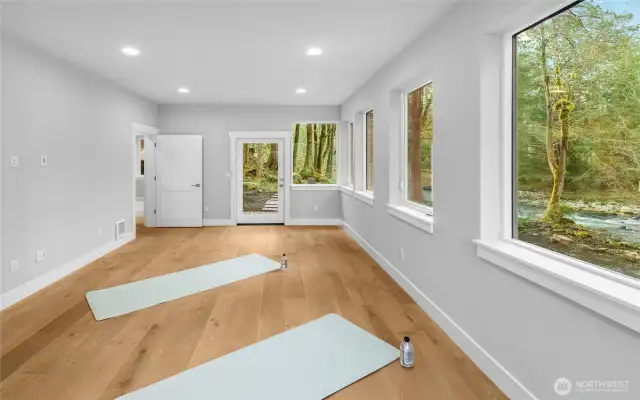 Media/Office/Yoga Studio downstairs