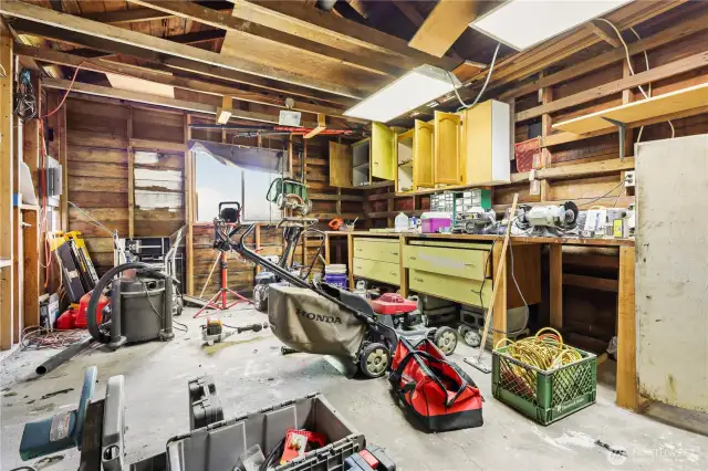 280 sq ft workshop/shed with extra storage and space for tinkering, working on projects and keeping yard tools out of the weather.