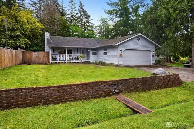 9824 Lookout Dr NW, Olympia, WA 98502 | 3 bed | 2 bath | 1,216 sf | .250 acres