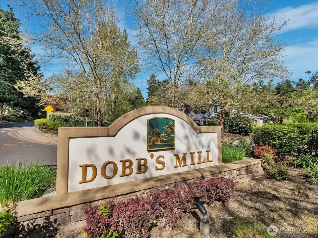Entry to the neighborhood