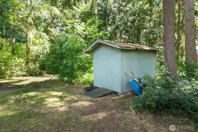 Additional shed for storage