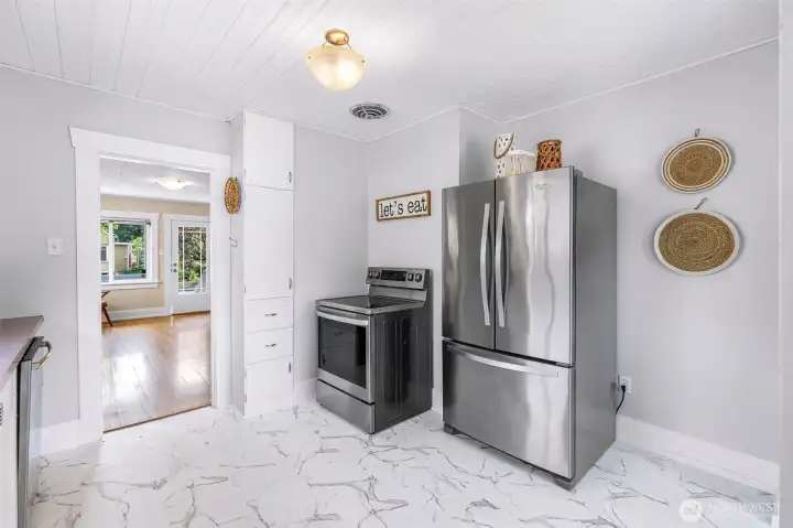 Nice included appliances and more "built-ins"