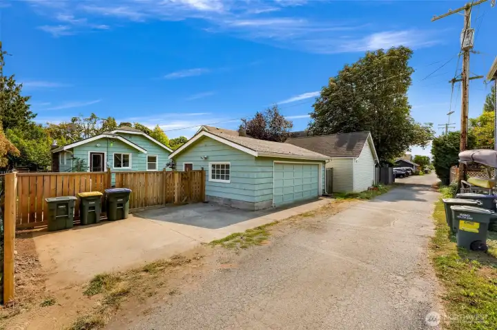 Hard to find off street parking and the 2 car garage