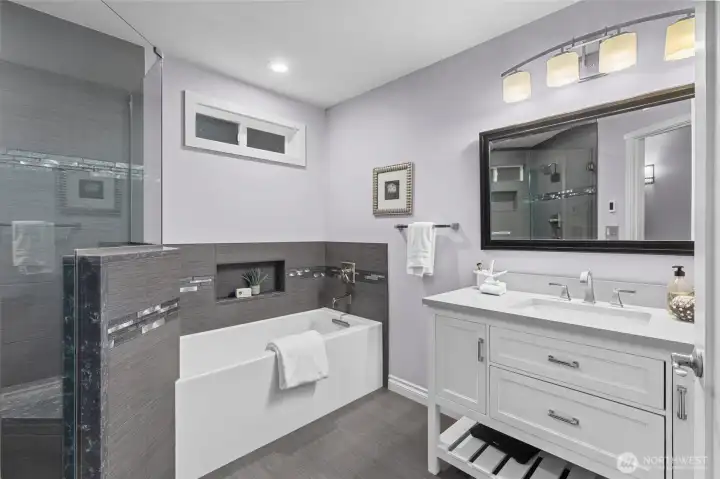 Lower level Full bath