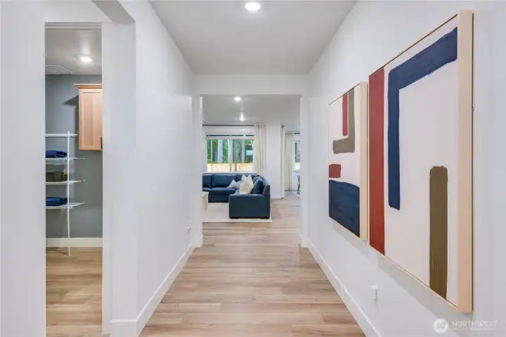 Wide hallway 10 ft ceiling and 9 foot doors