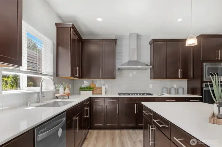 Gleaming Quartz Countertops