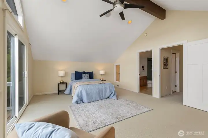 view of primary bathroom, and access from bedroom