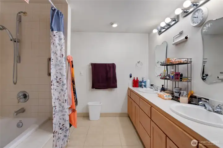 Bathroom 1 Bathroom 1